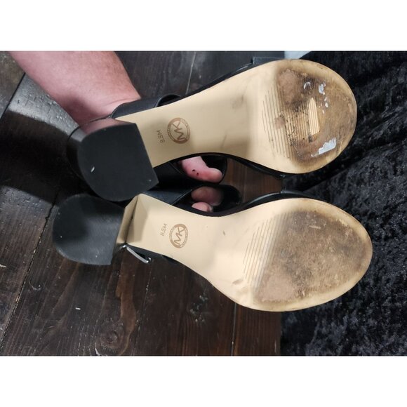 EUC Michael Kors Becker T-Strap Black Leather Sandal/Sz. 8.5M - Picture 8 of 9